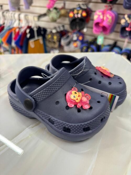 WhatsApp Image 2025-09-01 at 10.35.48 (3) Sandalias Charm Monito