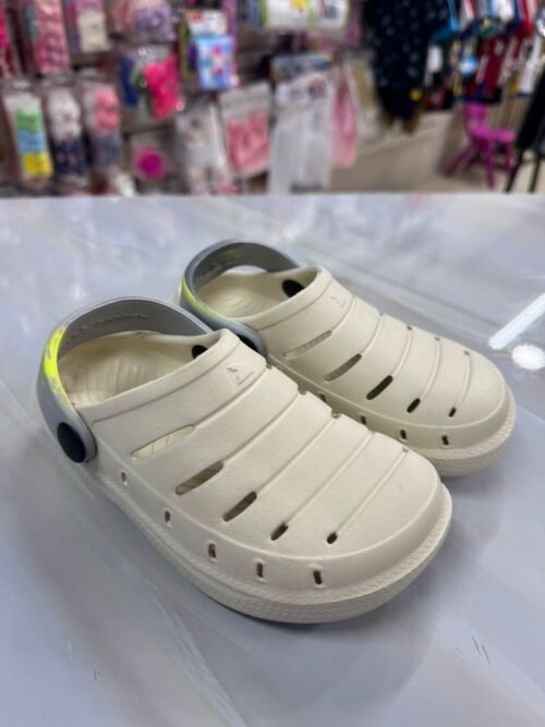 WhatsApp Image 2025-09-01 at 16.04.52 (4) Sandalias Rayas