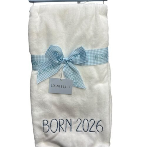 Cobija Born 2026 Celeste