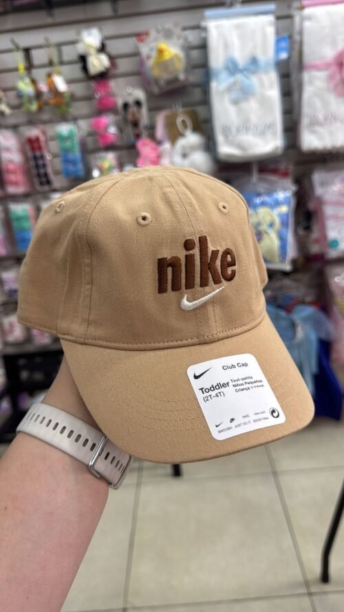 Gorra Nike Beige