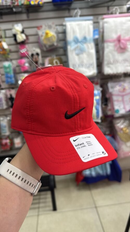 Gorra Nike Roja