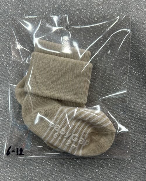 Medias Beige Gap 6-12 meses