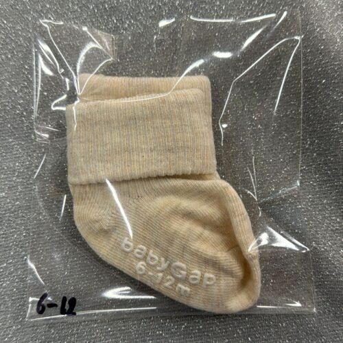 WhatsApp Image 2026-05-01 at 15.17.34 Medias Beige Gap 6-12 meses